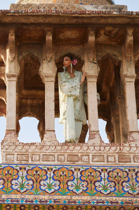 Lawn'25-  Celestine (EL25-05 A)