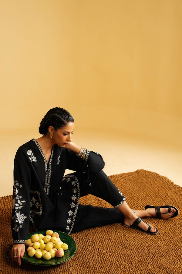 Essentials '25 - MEHER (ERW-21441)