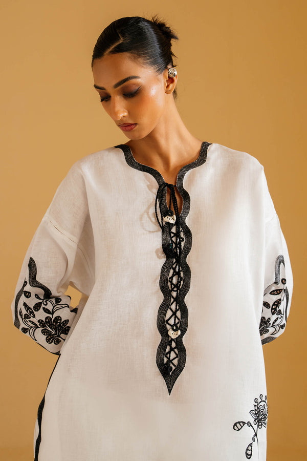 Essentials '25 - NARMEEN (ERW-21443)