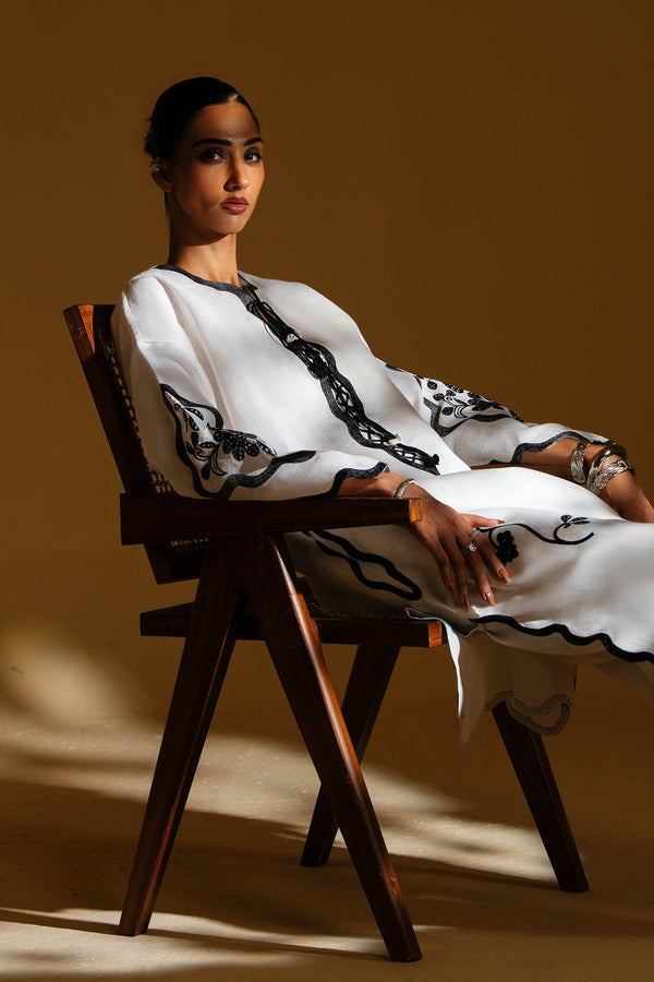 Essentials '25 - NARMEEN (ERW-21443)