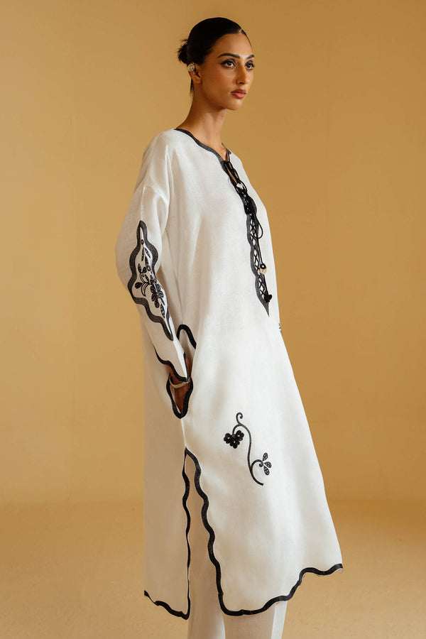 Essentials '25 - NARMEEN (ERW-21443)