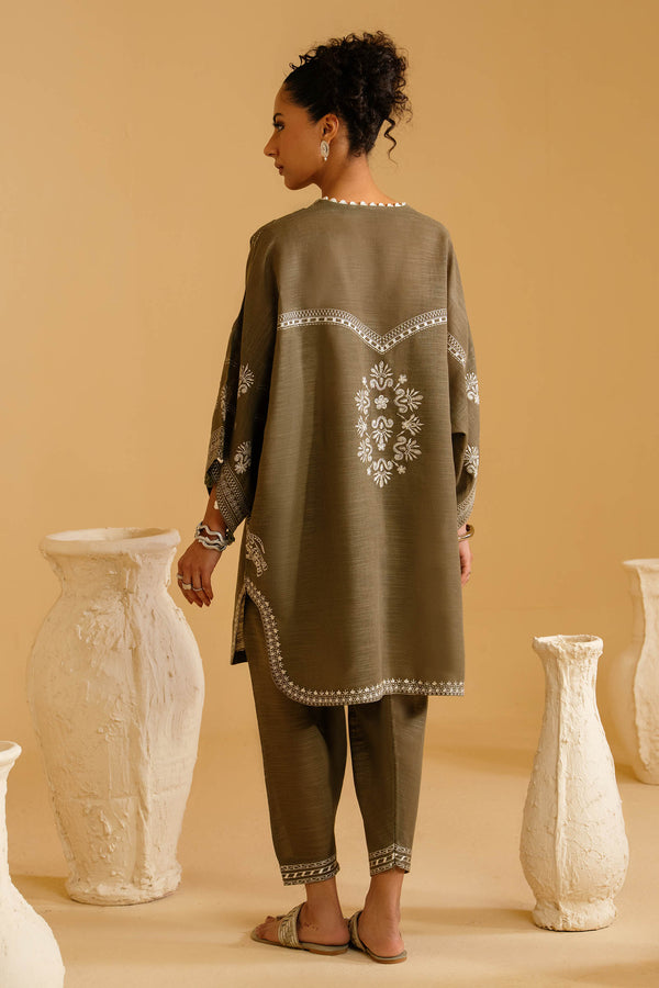 Essentials '25 - ZARMIN (ERW-21439)