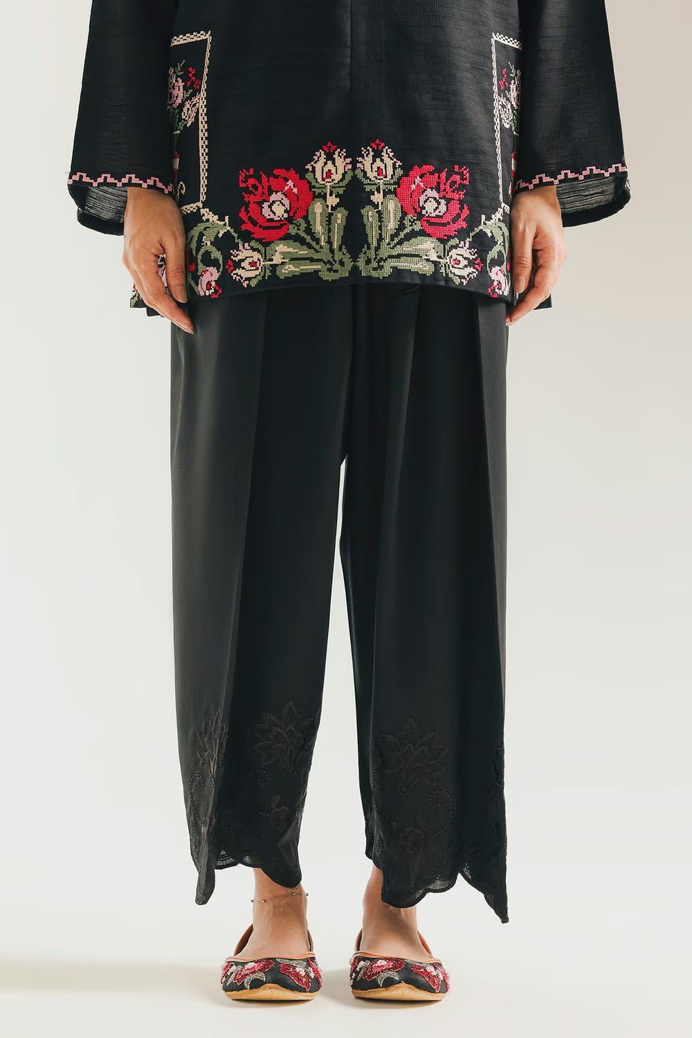 Women Casual SS '26 Drop III - SHALWAR | E7649/102/902