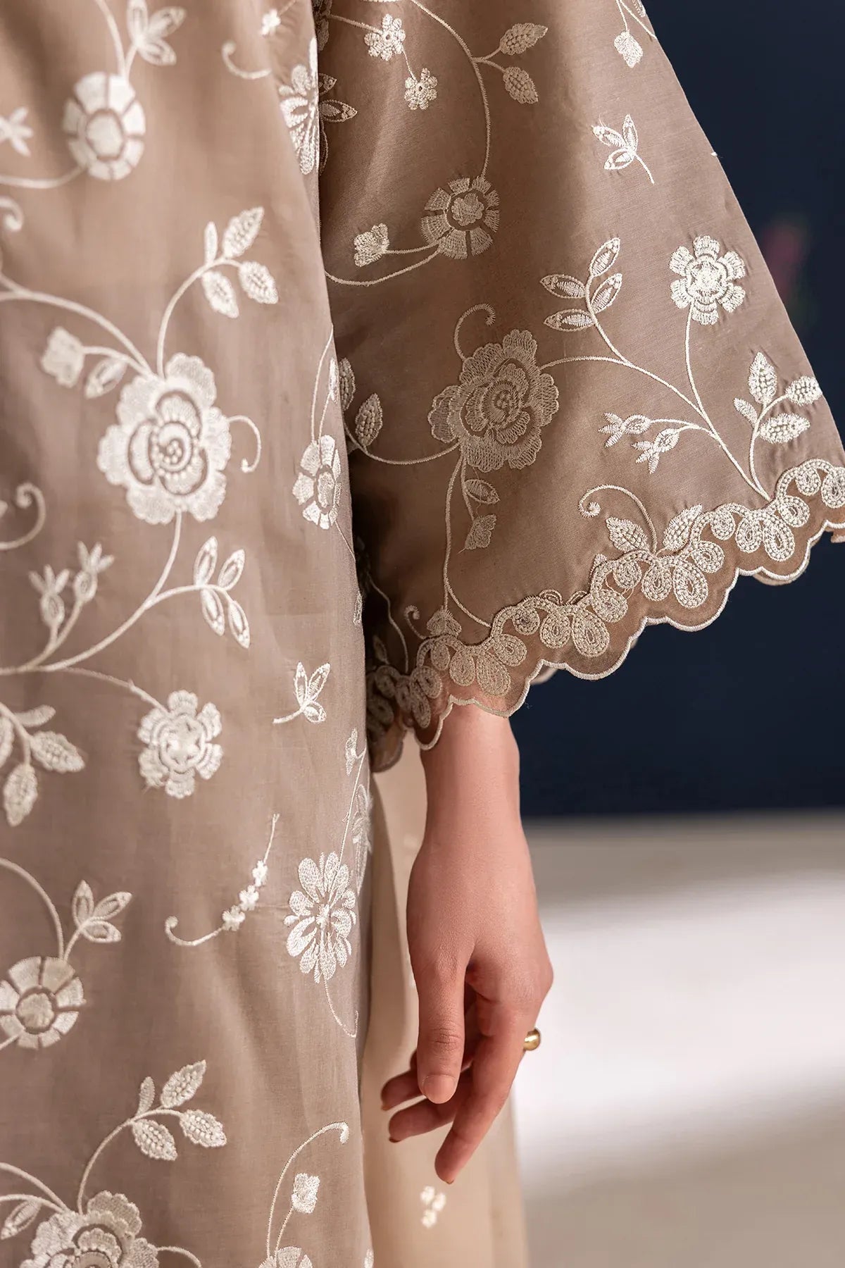 Unstitched Summer '26 - EMBROIDERED LAWN F-4467
