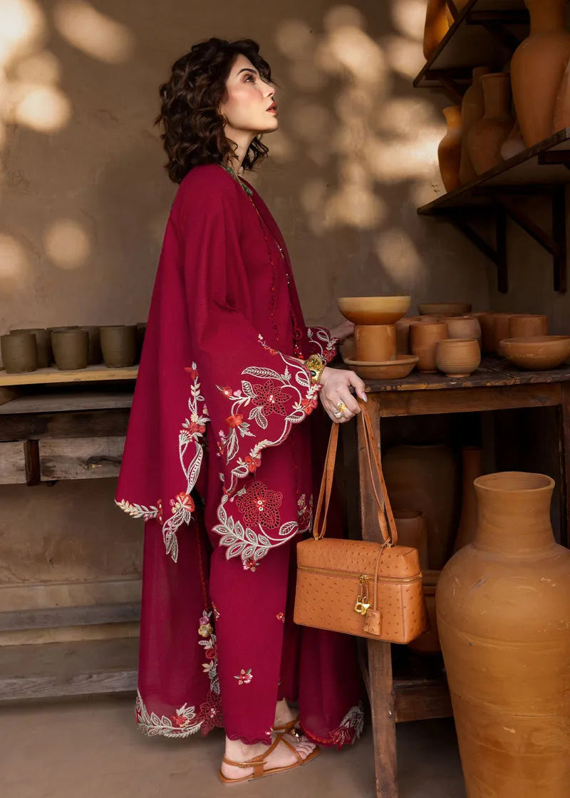 Mitti Winter '25 - Nina Nakhray