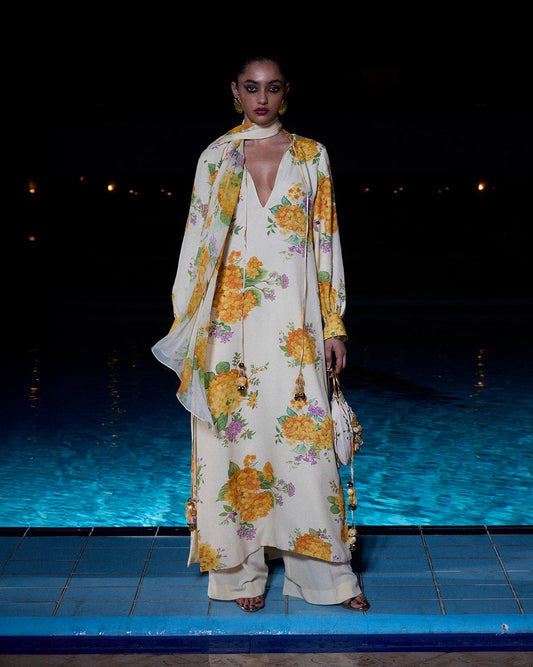 Night By The Pool '25 - Mira