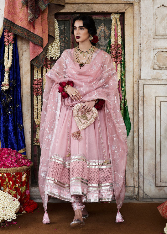 Festive Pret '25 - Raniza